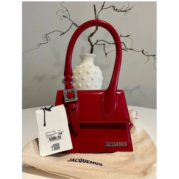 Jacquemus Le Chiquito Moyen red boucle bag - Picture 1 of 3